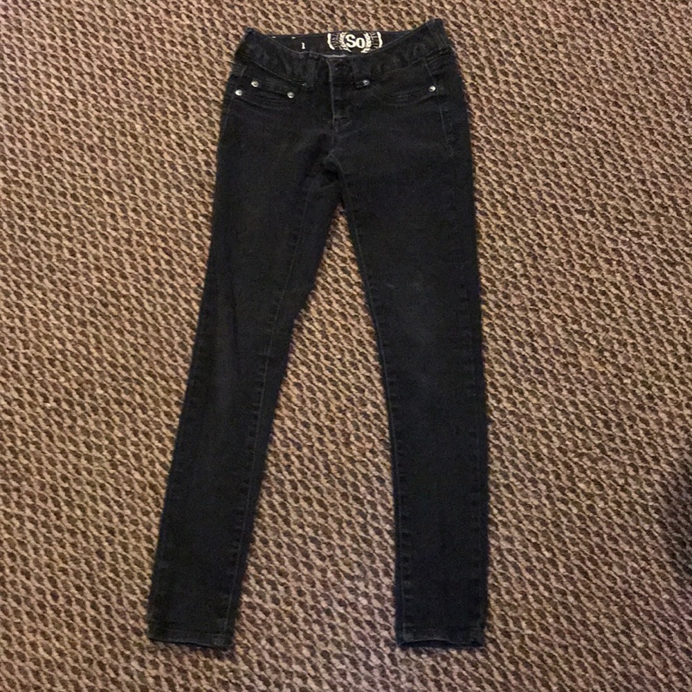Black skinny jeans